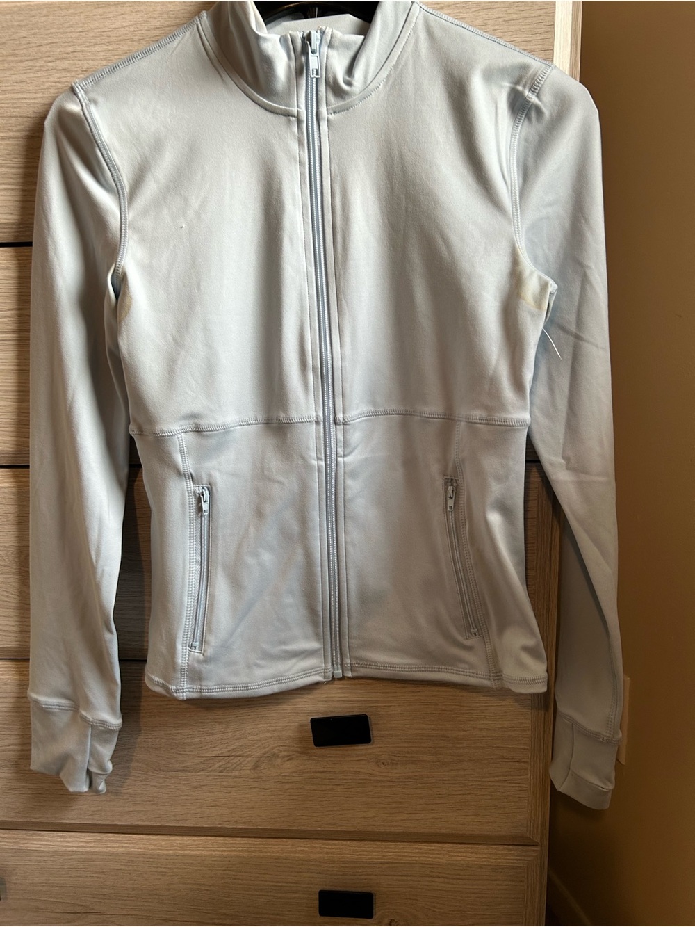 Athletic women zip up